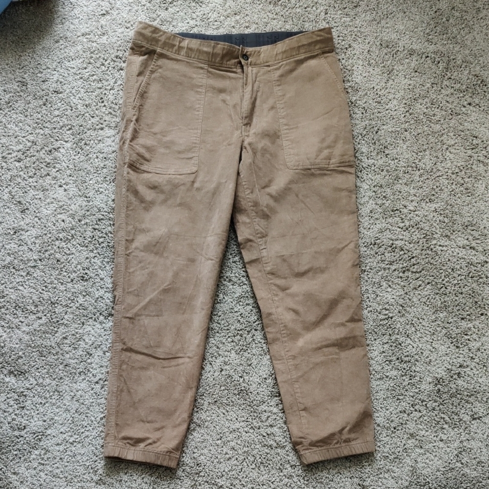 UGG Men's Vernon Corduroy Jogger Pant